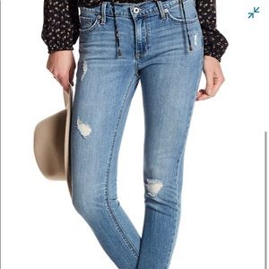 Lucky brand mid-rise medium wash jeans